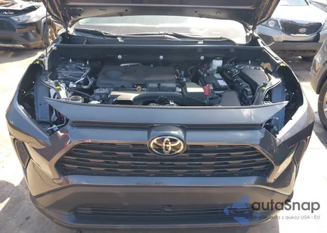 2024 Toyota Rav4 Xle z USA, uszkodzony, nr VIN 2T3W1RFVXRW314570